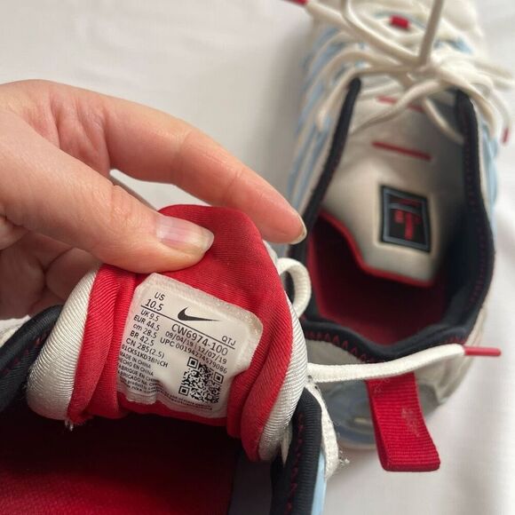 Nike AIR VAPORMAX PLUS Chicago CW6974-100 Men SZ 10.5 10 1/2 Psychic Blue - Picture 6 of 9